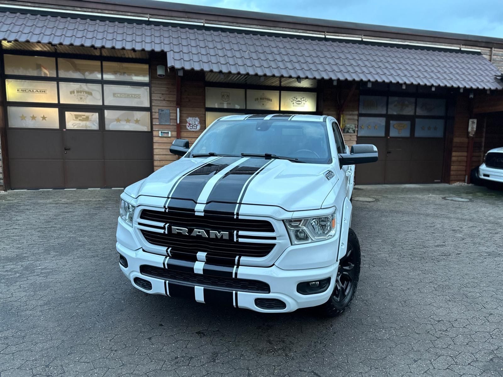 Dodge 5,7 V8*AHK*NAVI*LED*LIFT*OFFROAD*SERVICE NEU