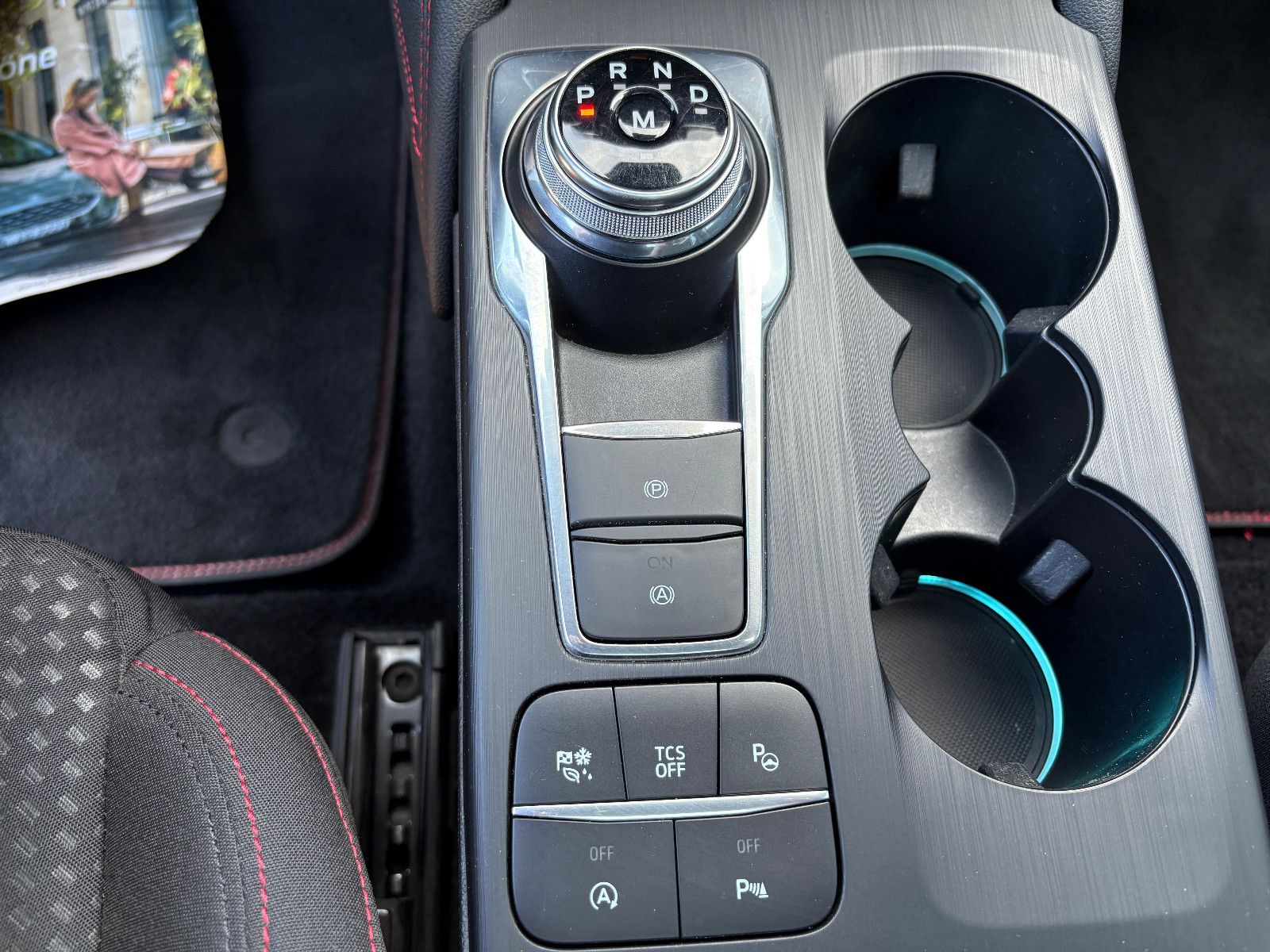 Ford Focus Turnier ST-Line X AHK NAVI LED PANO-SD EHK