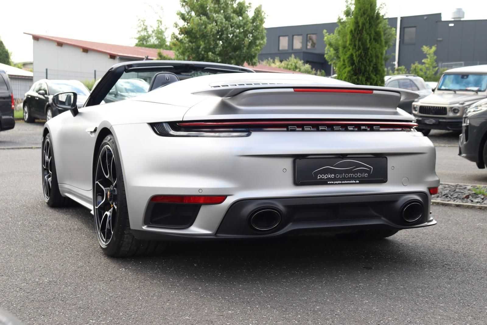 Porsche 992 Turbo S Cabrio +LIFT+NACHTSICHT+SITZBELÜFTUN