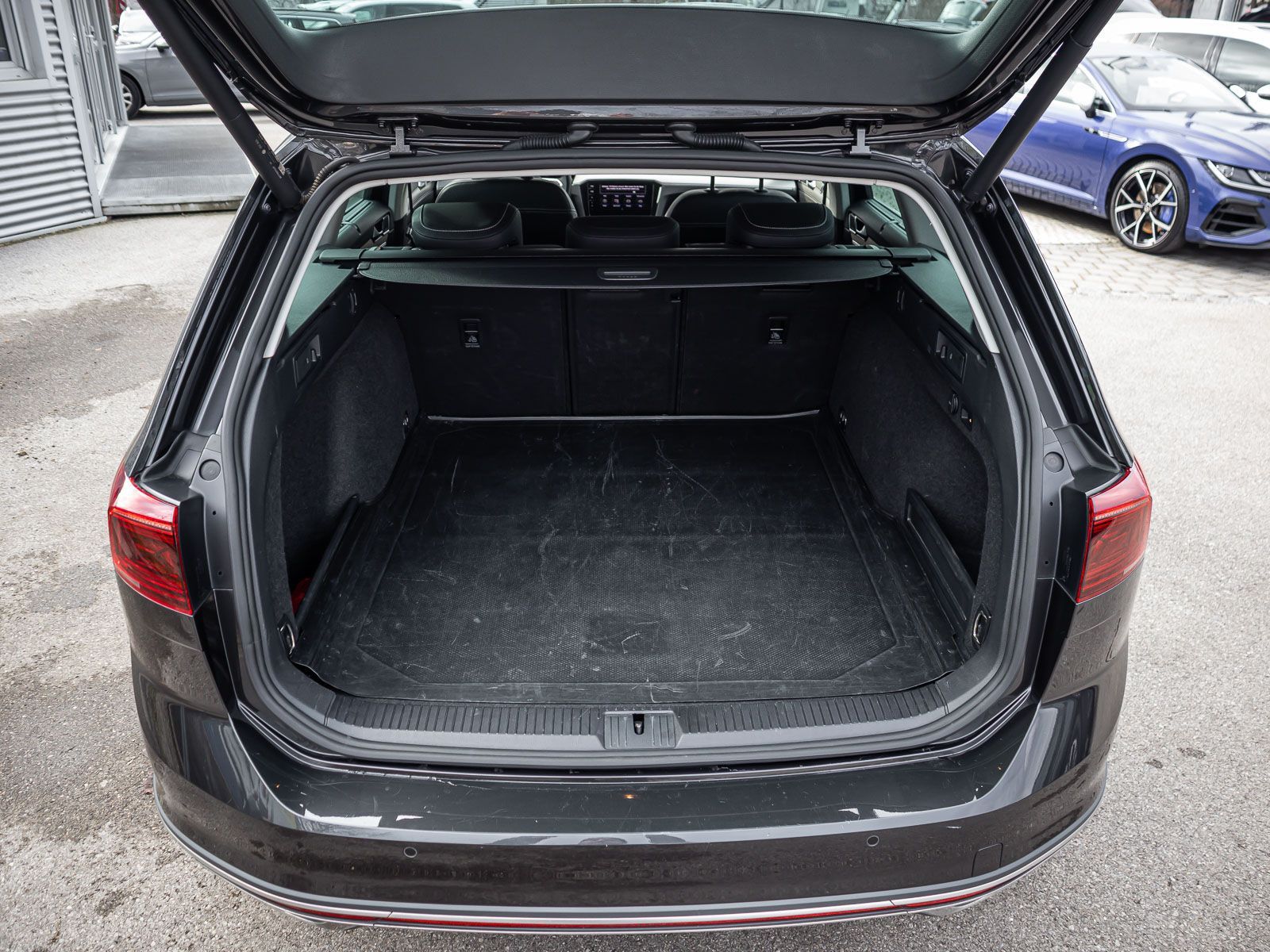 Volkswagen Passat Variant Alltrack 4 Mot 2.0 TDI  AHK Leder