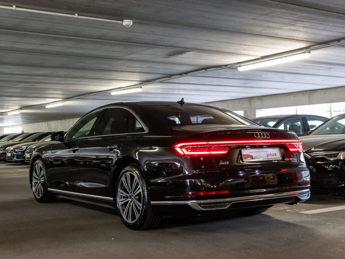 Audi A8 60 TFSI e qu - Samsaru's Car Outlet