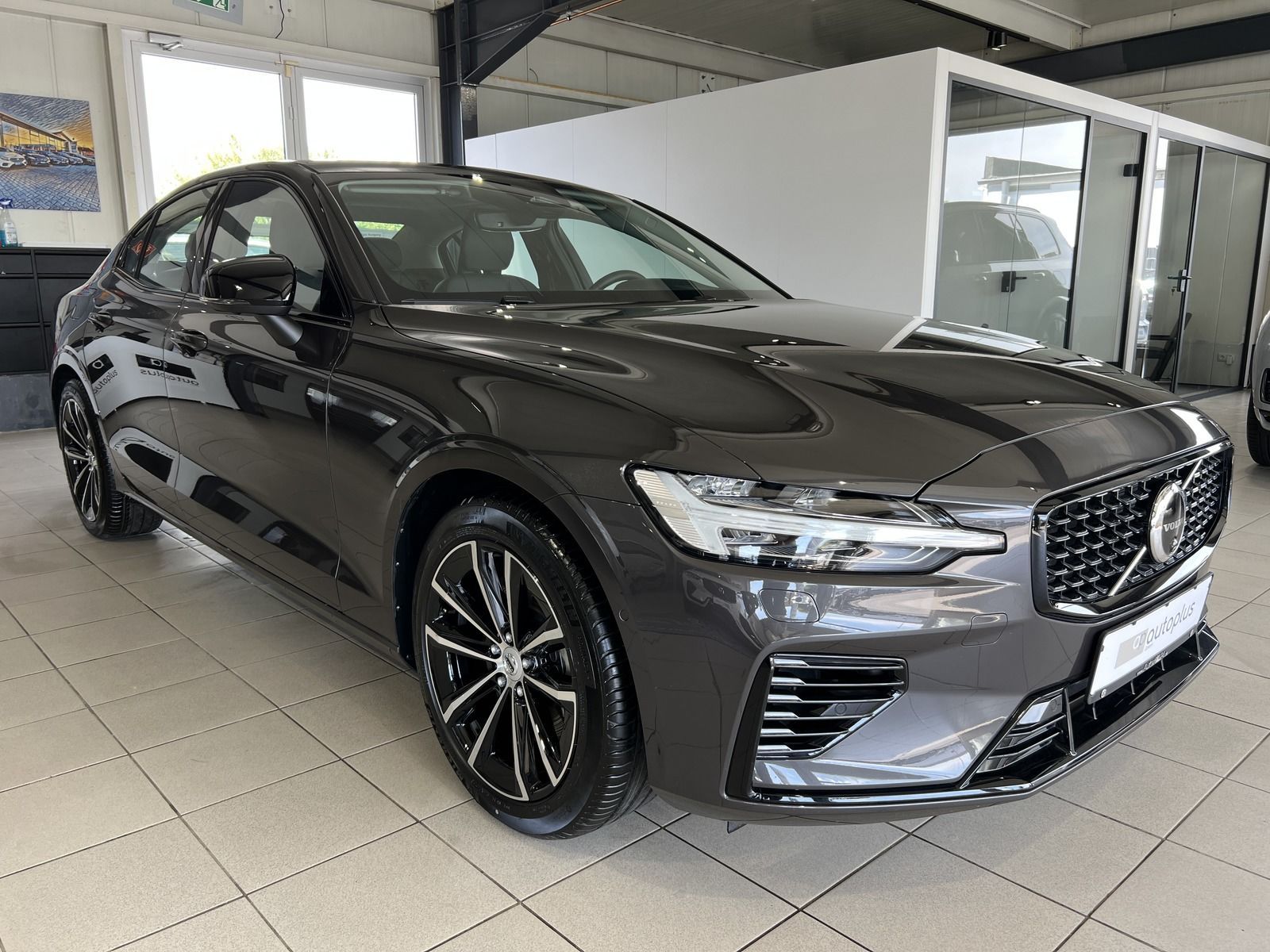 Volvo S60 T8 Ultimate Dark Recharge AWD 360° HeadUp