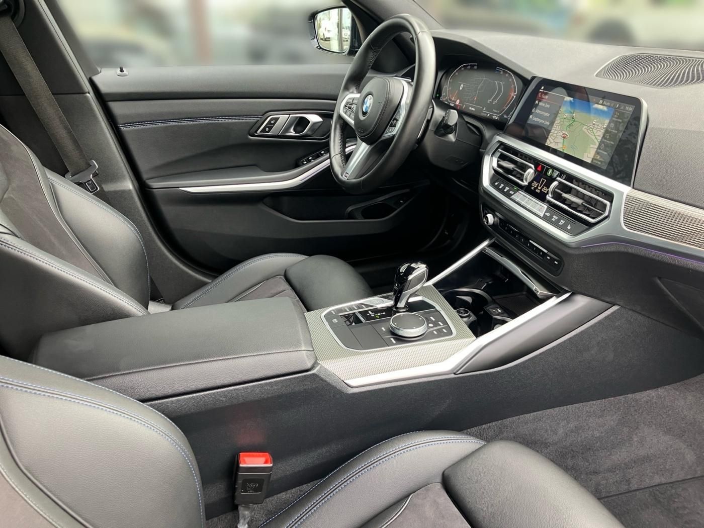 BMW 320 d Touring M SPORT - Samsaru's Car Outlet
