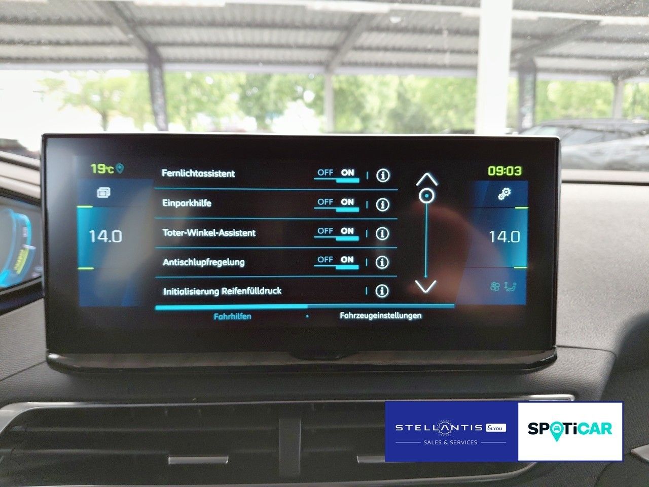 Peugeot 3008 Hybrid 225 ROADTRIP*Standhzg.*LMF*Navi*RFK