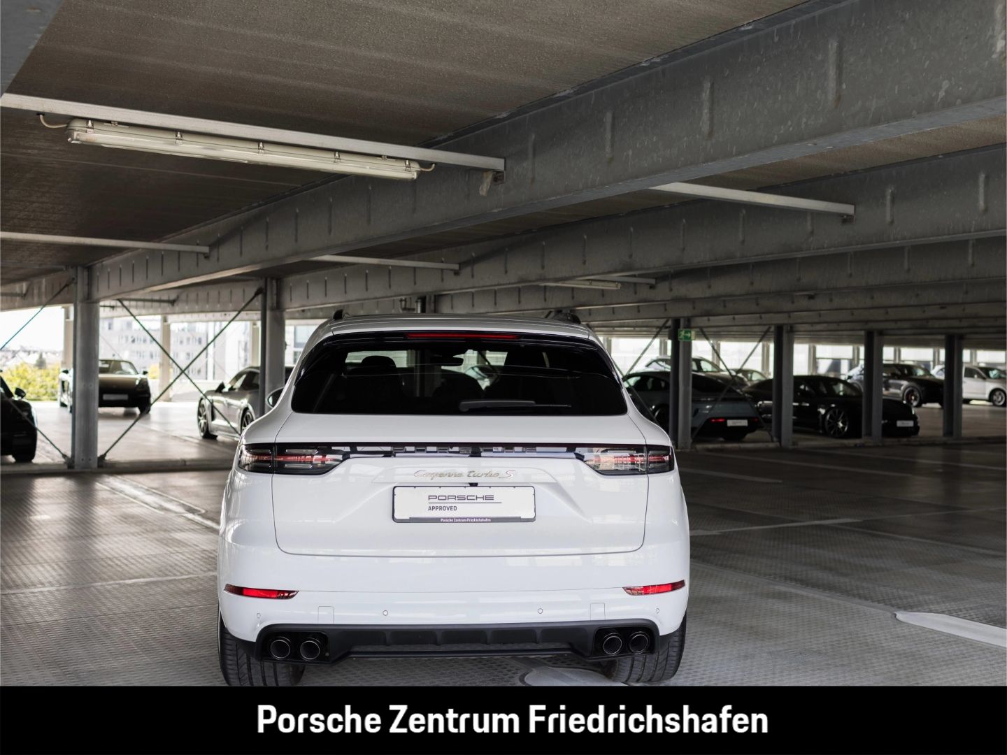 Porsche Cayenne Turbo S E-Hybrid BOSE Sportabgasanlage A