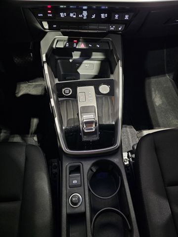Audi A3 Sportback 30 TFSI Dy-Led Virtual Navi Spur.