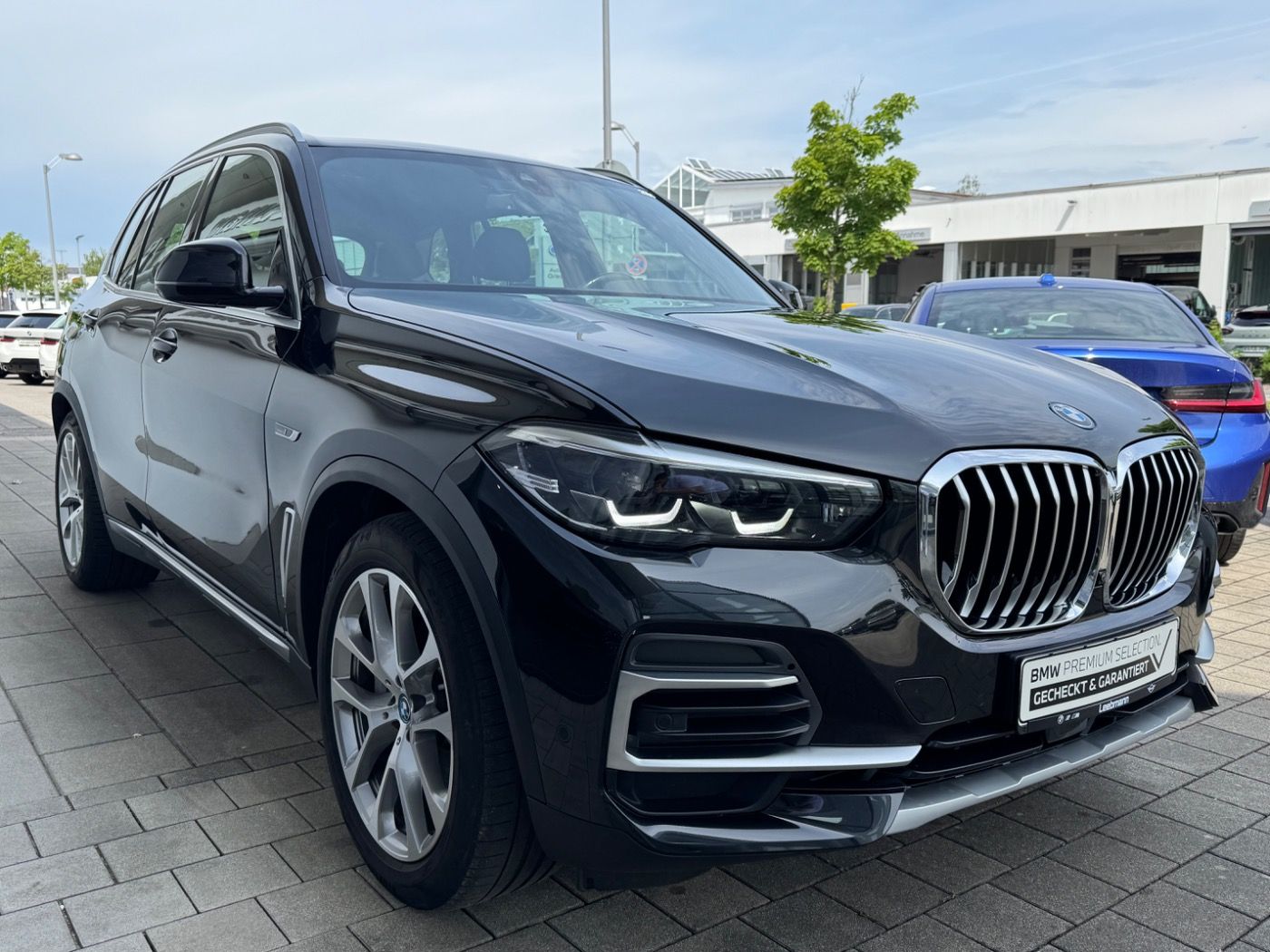 BMW X5 xDrive45e xLine AHK/360/KomFZ 2 JAHRE GARANTI