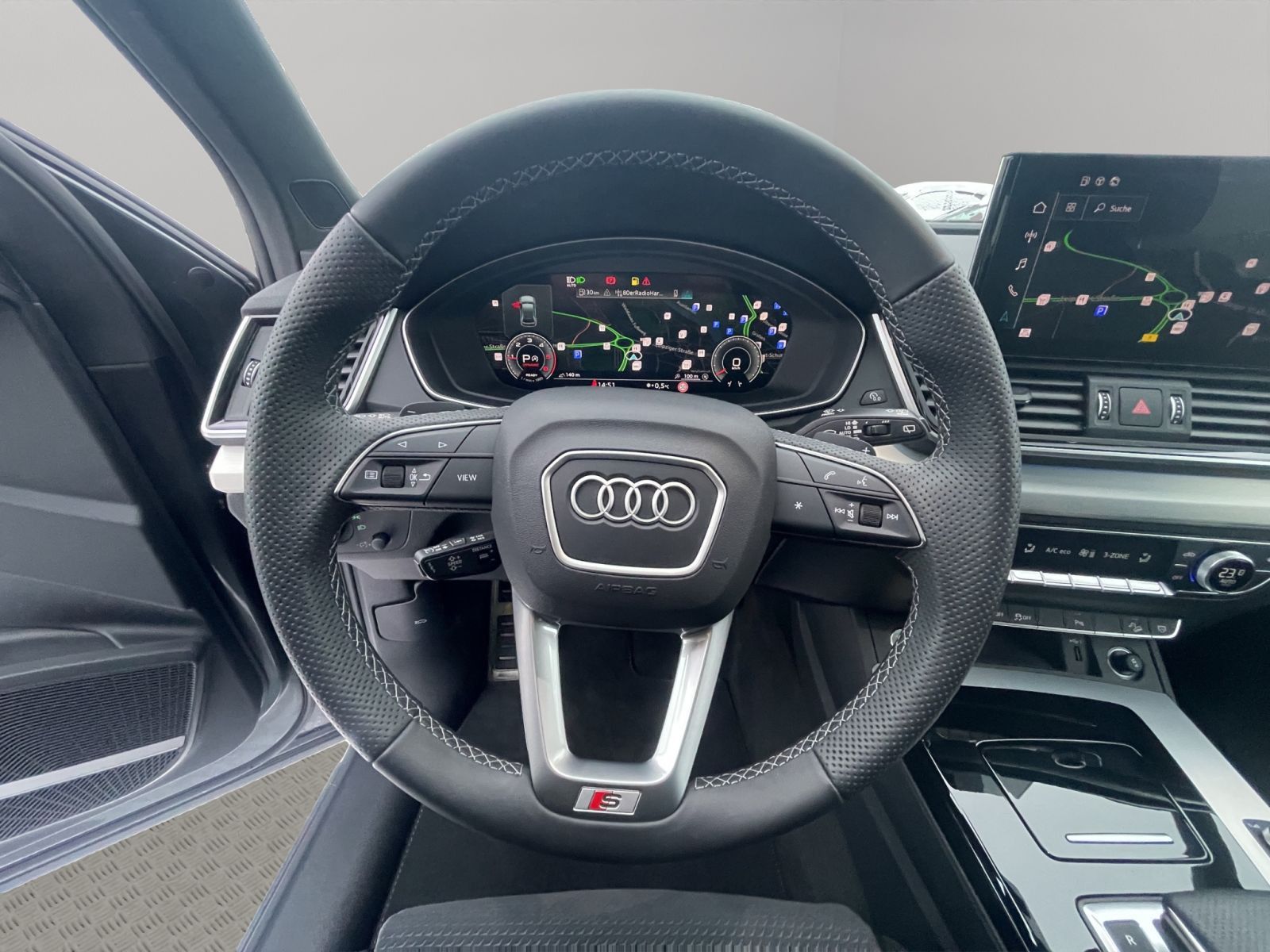 Audi Q5 SB 40 TDI qu. S line Matrix B&O Pano Kamera