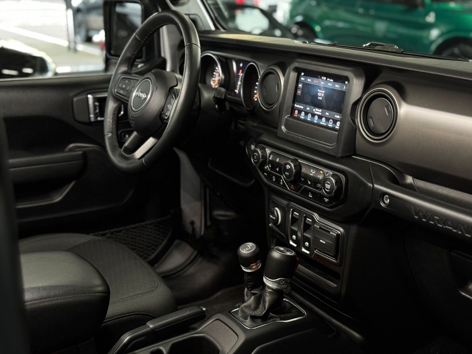 Jeep Wrangler WILLYS 3.6L V6 4x4 AHK GARANTIE*