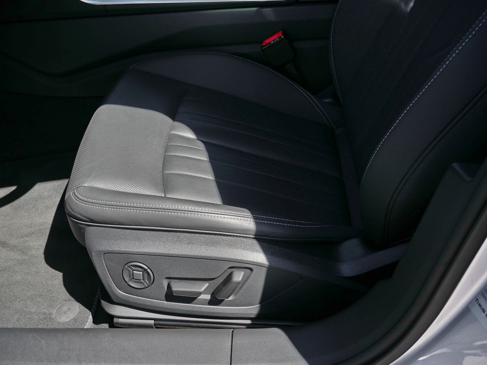 Audi A6 Limousine 40 TDI quattro - Samsaru's Car Outlet
