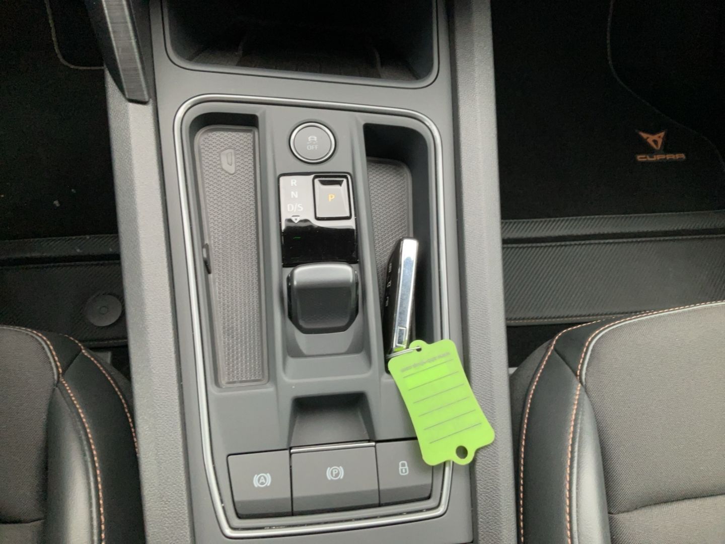 Cupra Formentor VZ 4Drive 2.0 TSI AHK Navi 19Zoll Beat