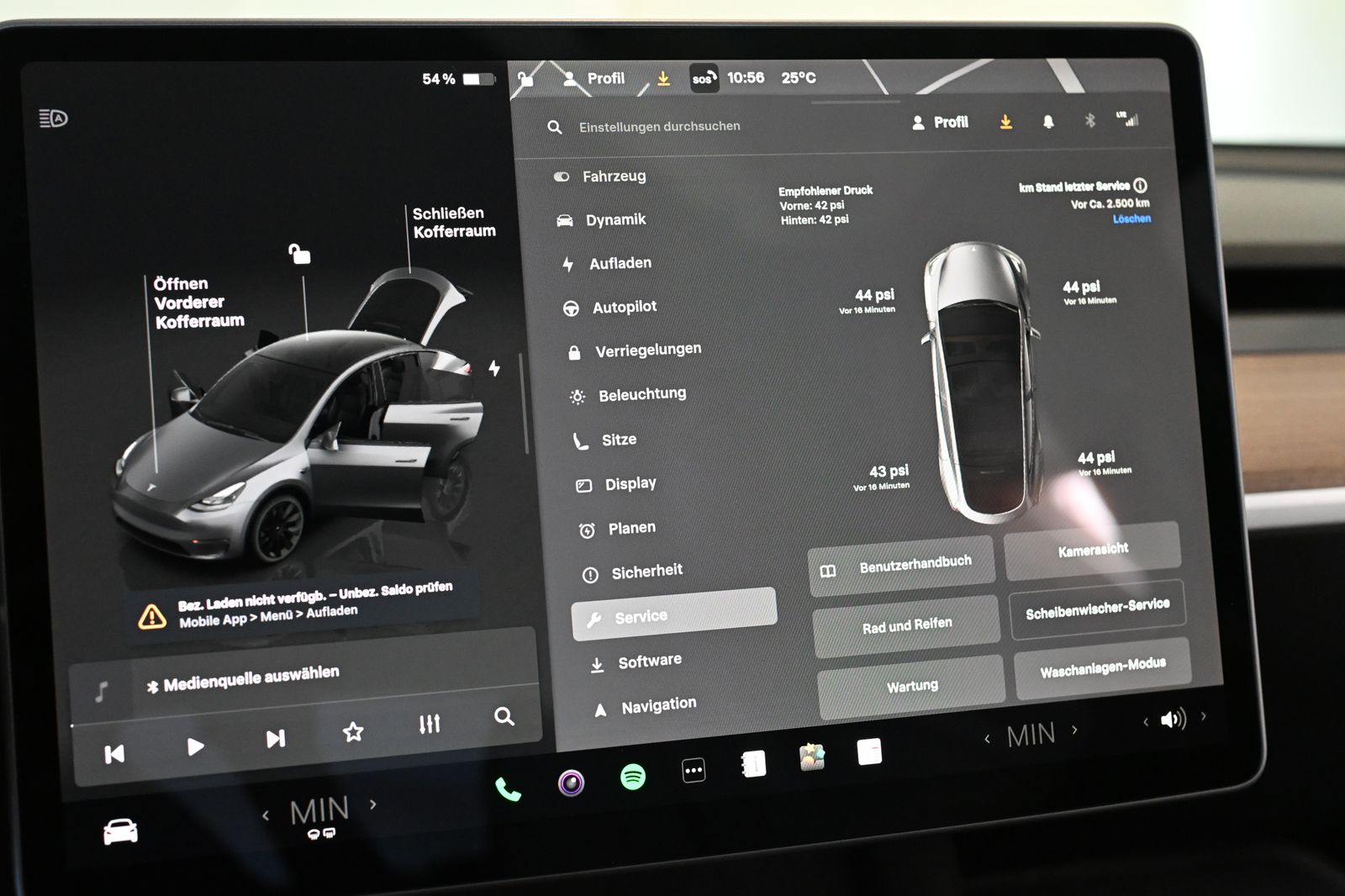 Tesla Model Y Long Range Dual AWD Pano ACC 20"