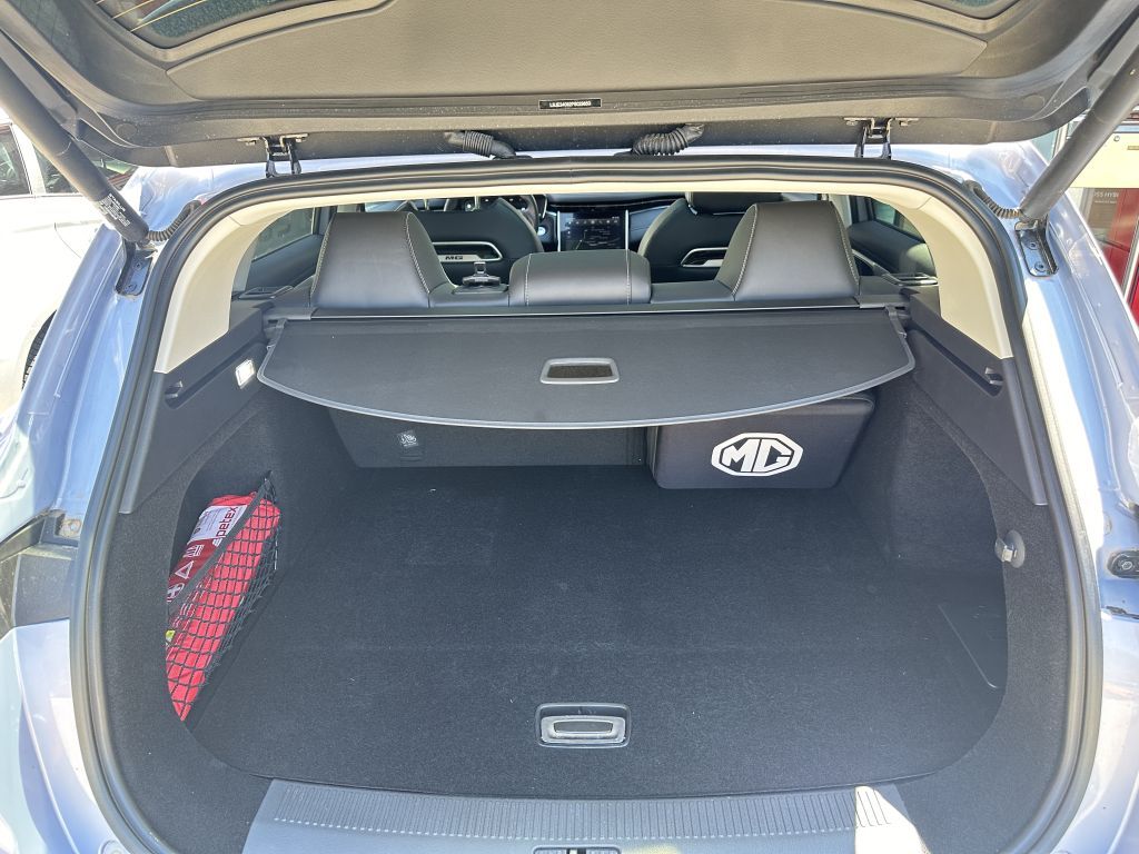 MG Marvel R PERFORMANCE*BOSE*PANO*360°*BEL-SITZE*