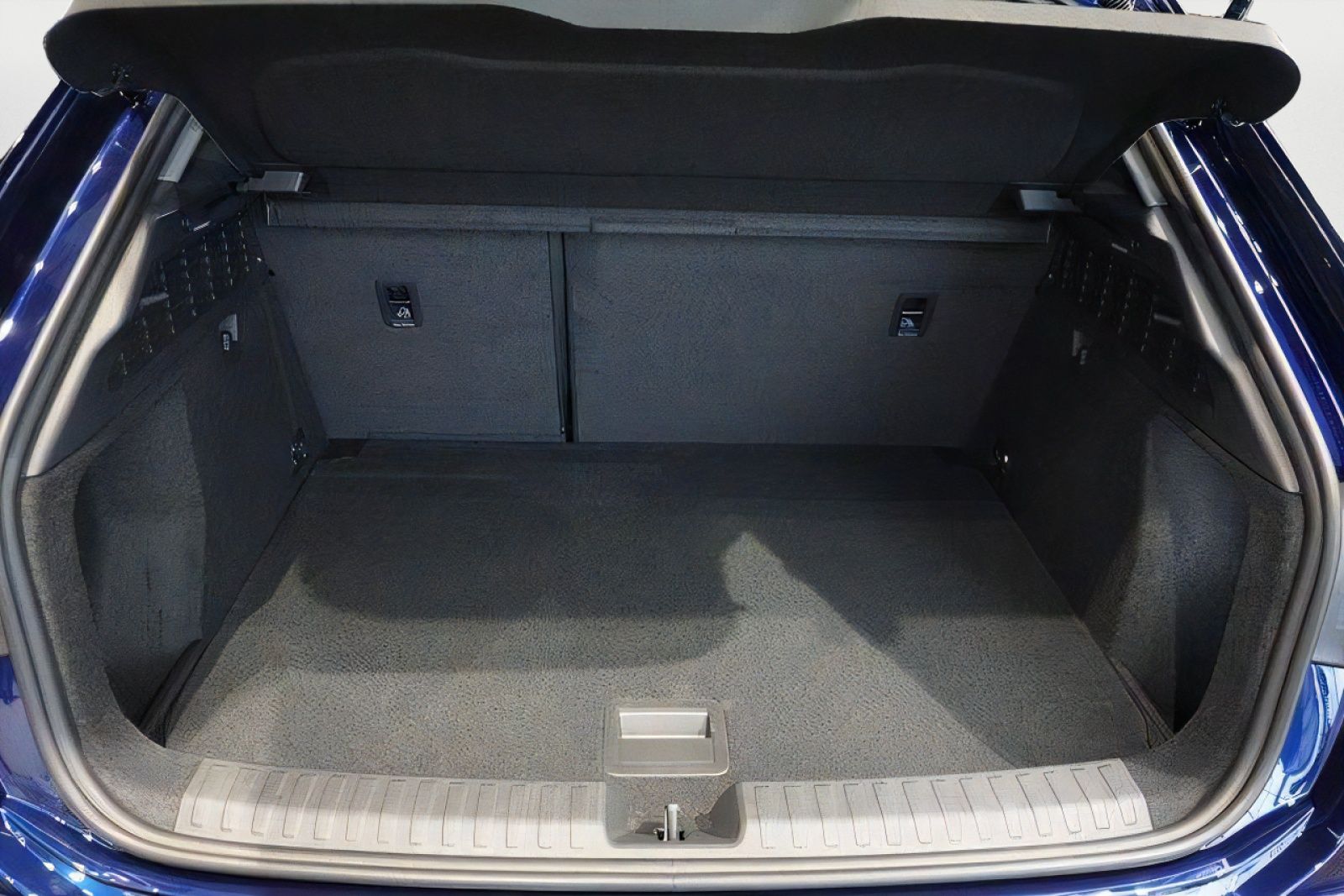 Audi A3 Sportback 45 TFSI e S line - Samsaru's Car Outlet