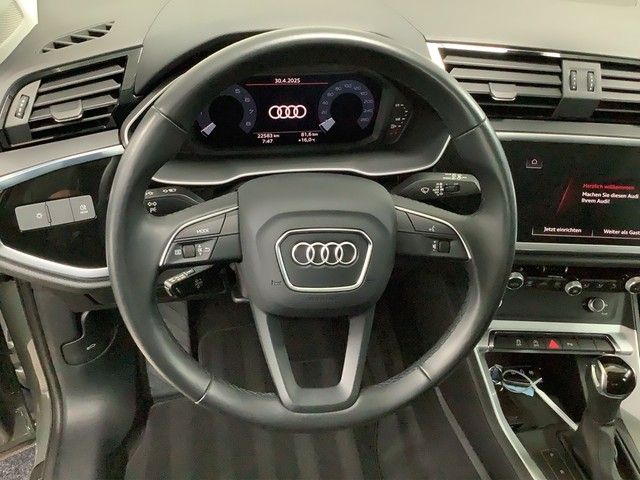 Audi Q3 45TFSI quattro Advanced - Samsaru's Car Outlet