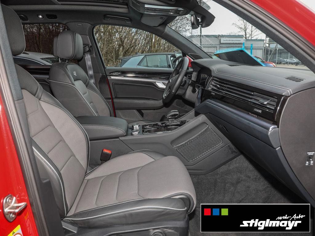 Volkswagen Touareg R-line 3.0TDI HUD+IQ-LIGHT+PANO+STANDHZG