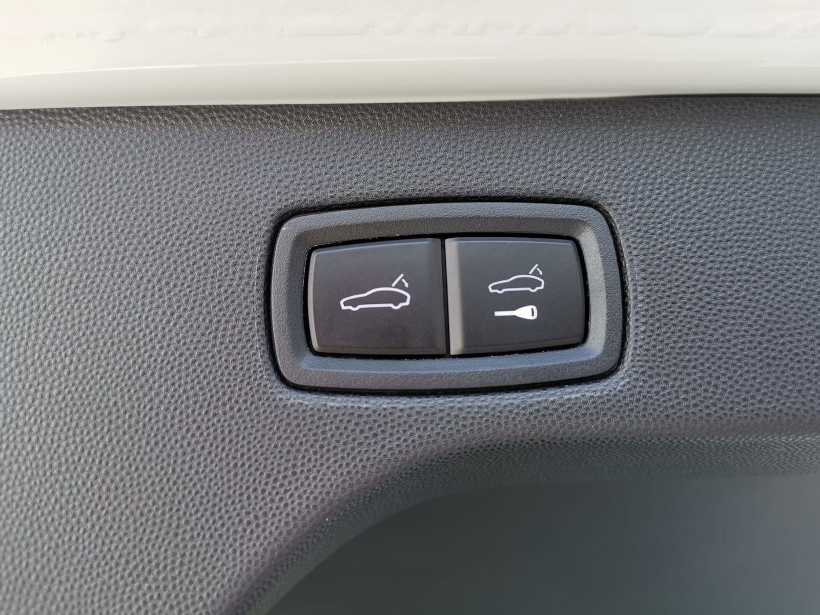Porsche Macan 4 - Samsaru's Car Outlet