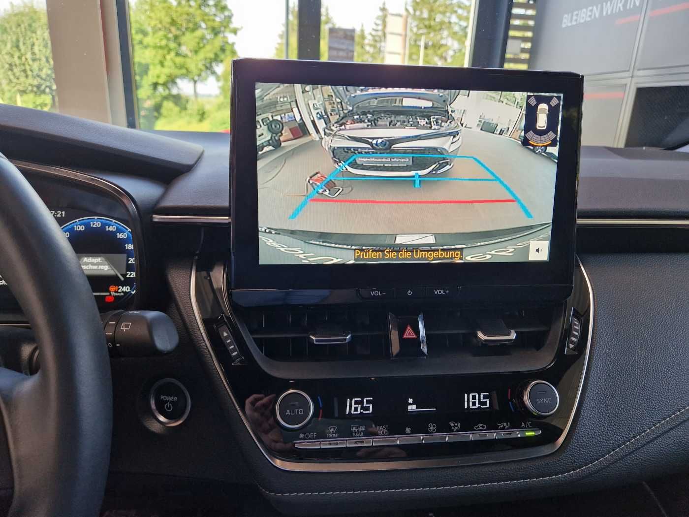 Toyota Corolla TS Hybrid - Samsaru's Car Outlet