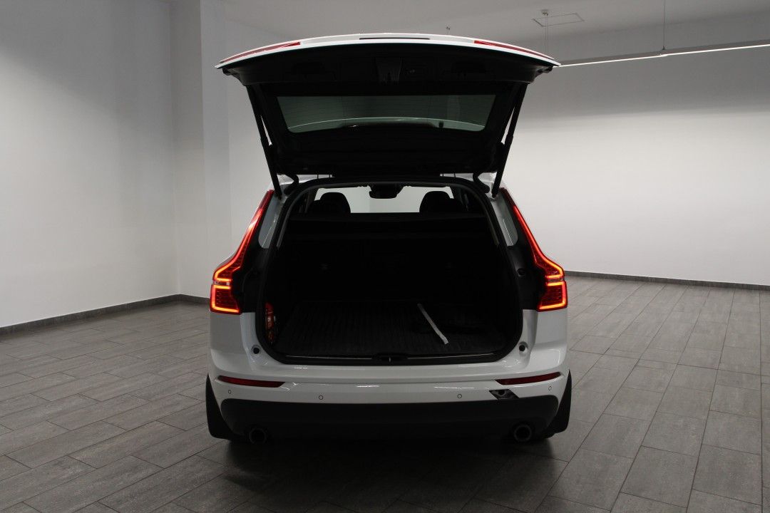 VOLVO XC-60 T5 AWT Inscription