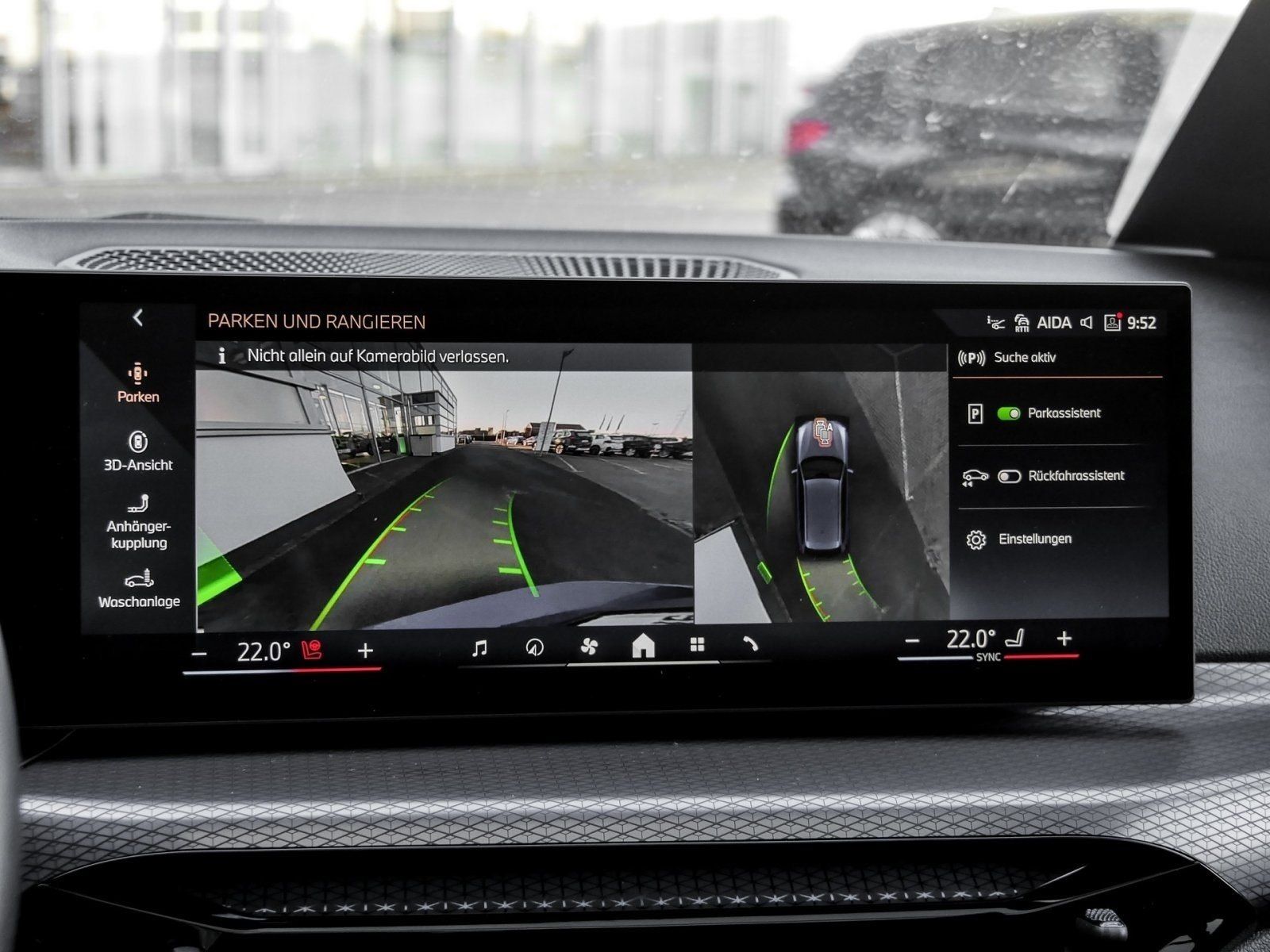 BMW 330i xDrive M Sport HuD Pano AHK LED