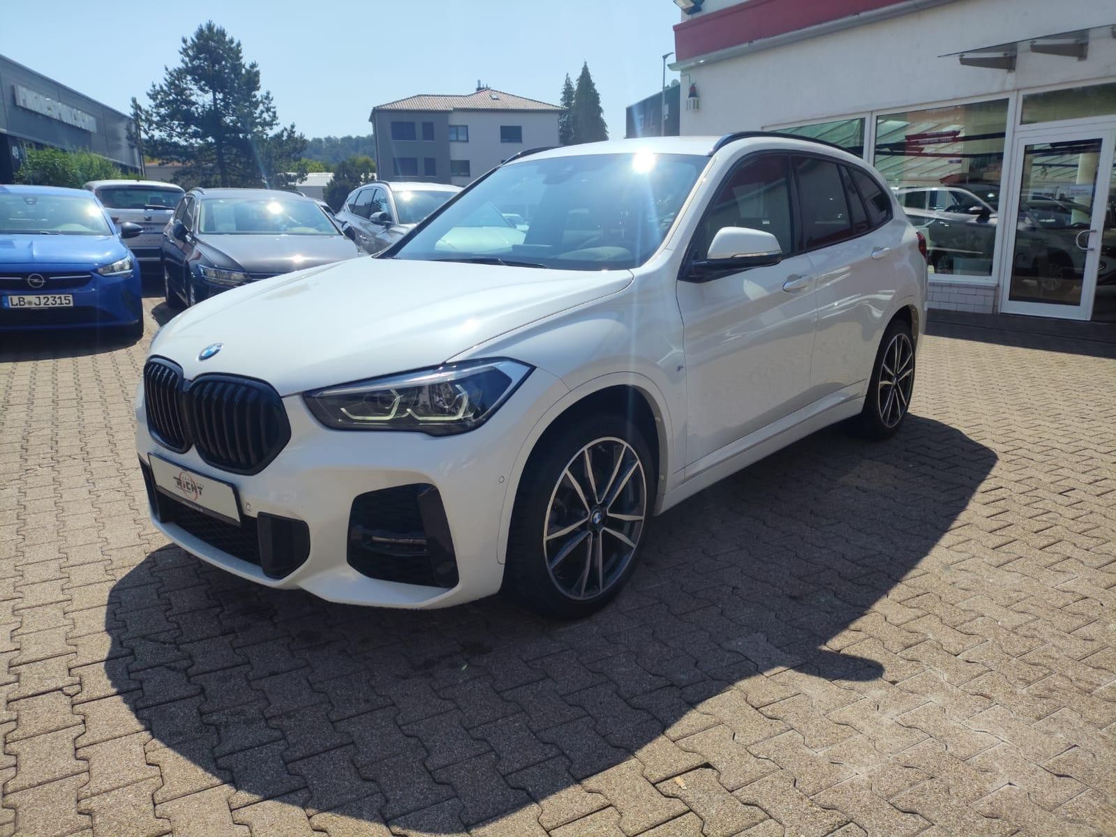 BMW X1 xDrive20i M Sport - Samsaru's Car Outlet