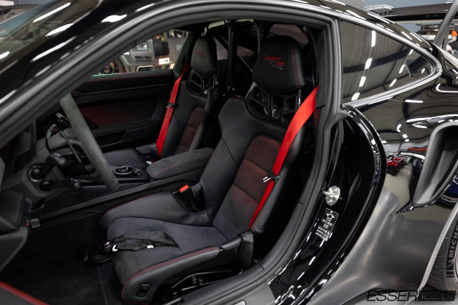 Porsche 992 GT3 RS - Samsaru's Car Outlet