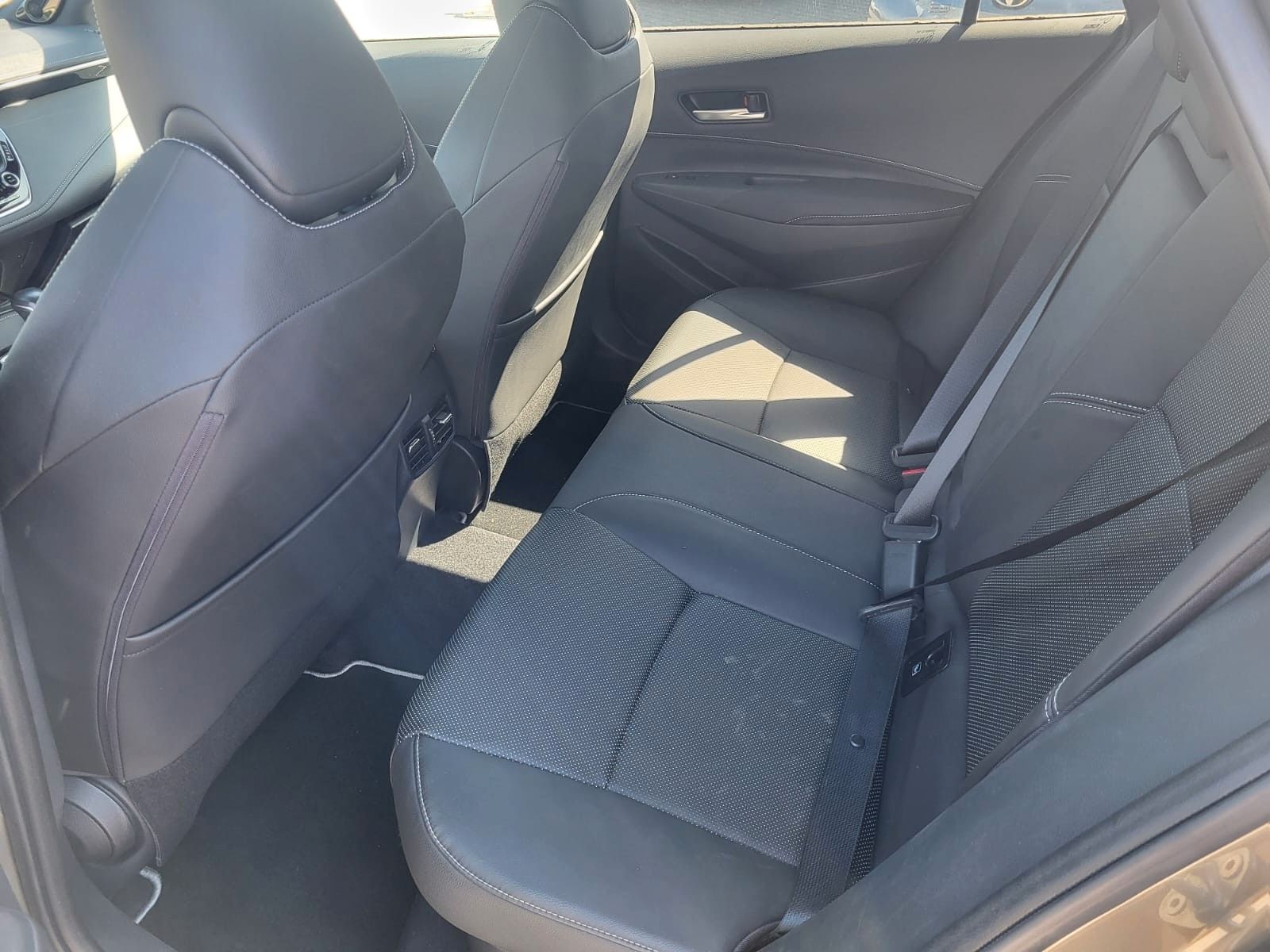 Toyota Corolla Touring Sports Hybrid Lounge - Samsaru's Car Outlet