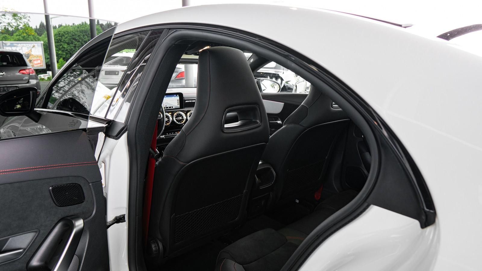 Mercedes-Benz CLA 35 AMG 4M - Samsaru's Car Outlet