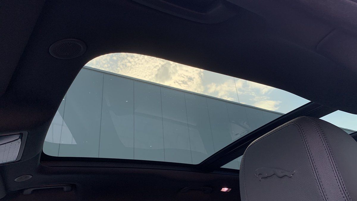 Jaguar F-PACE P400e AWD ACC+SHZG+LED+DAB+19"LMF+EPH+RFK