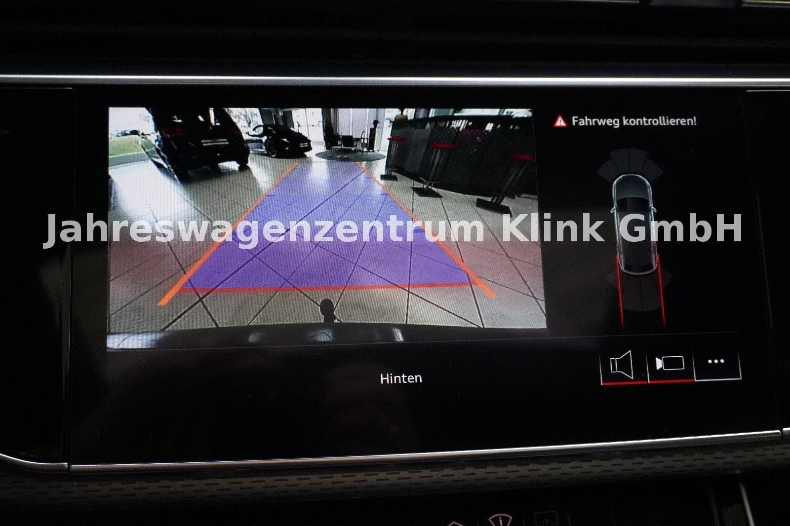 Audi Q8 S-Line 50 tdi quattro tiptronic - Samsaru's Car Outlet