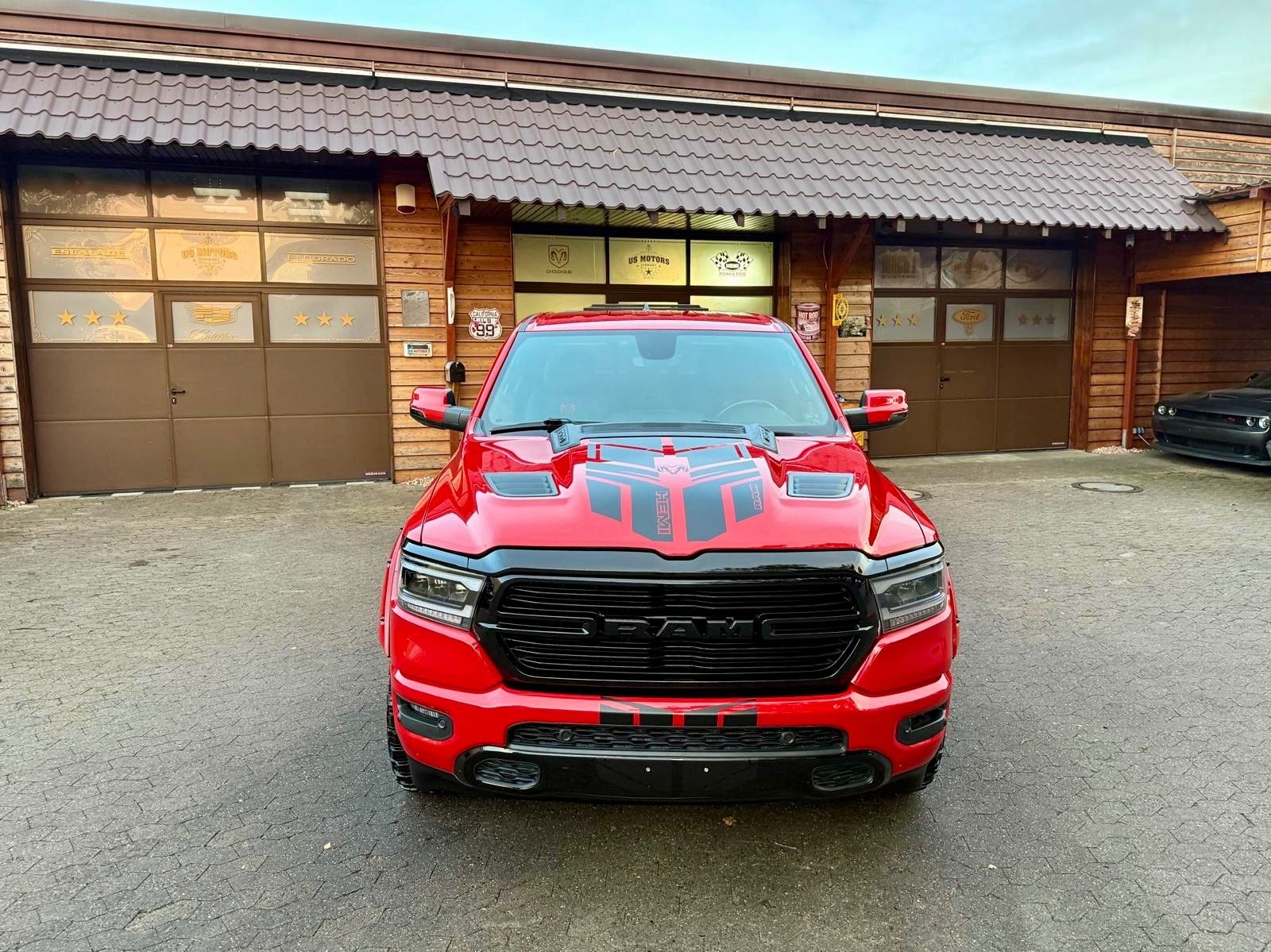 Dodge V8*SPORT*LIFT*4X4*AHK*LED*OFFROAD*NAVI*GARANTIE