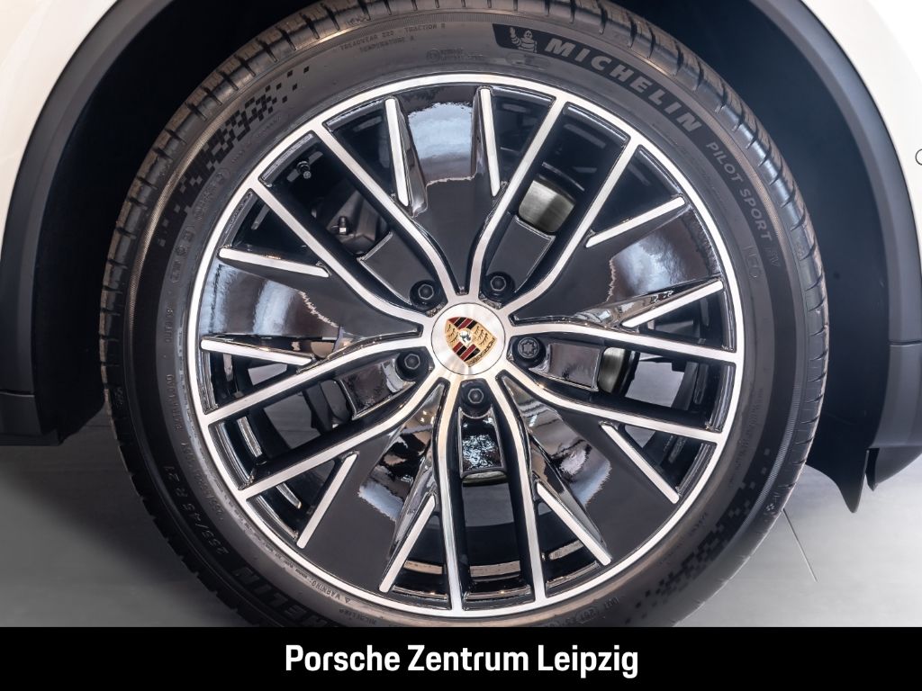 Porsche Macan - Samsaru's Car Outlet