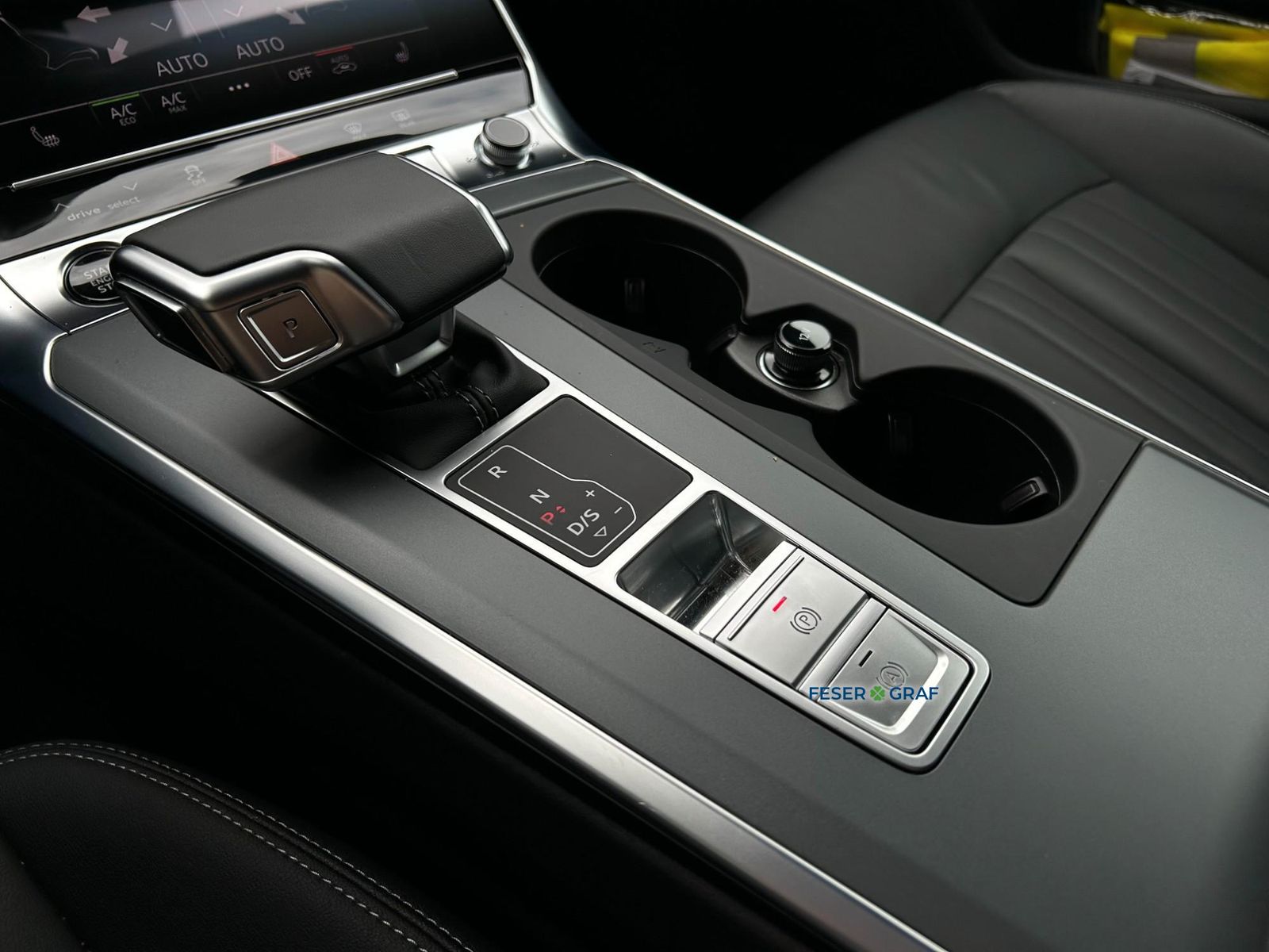 Audi A6 Avant 45 TFSI S line S tronic - Samsaru's Car Outlet
