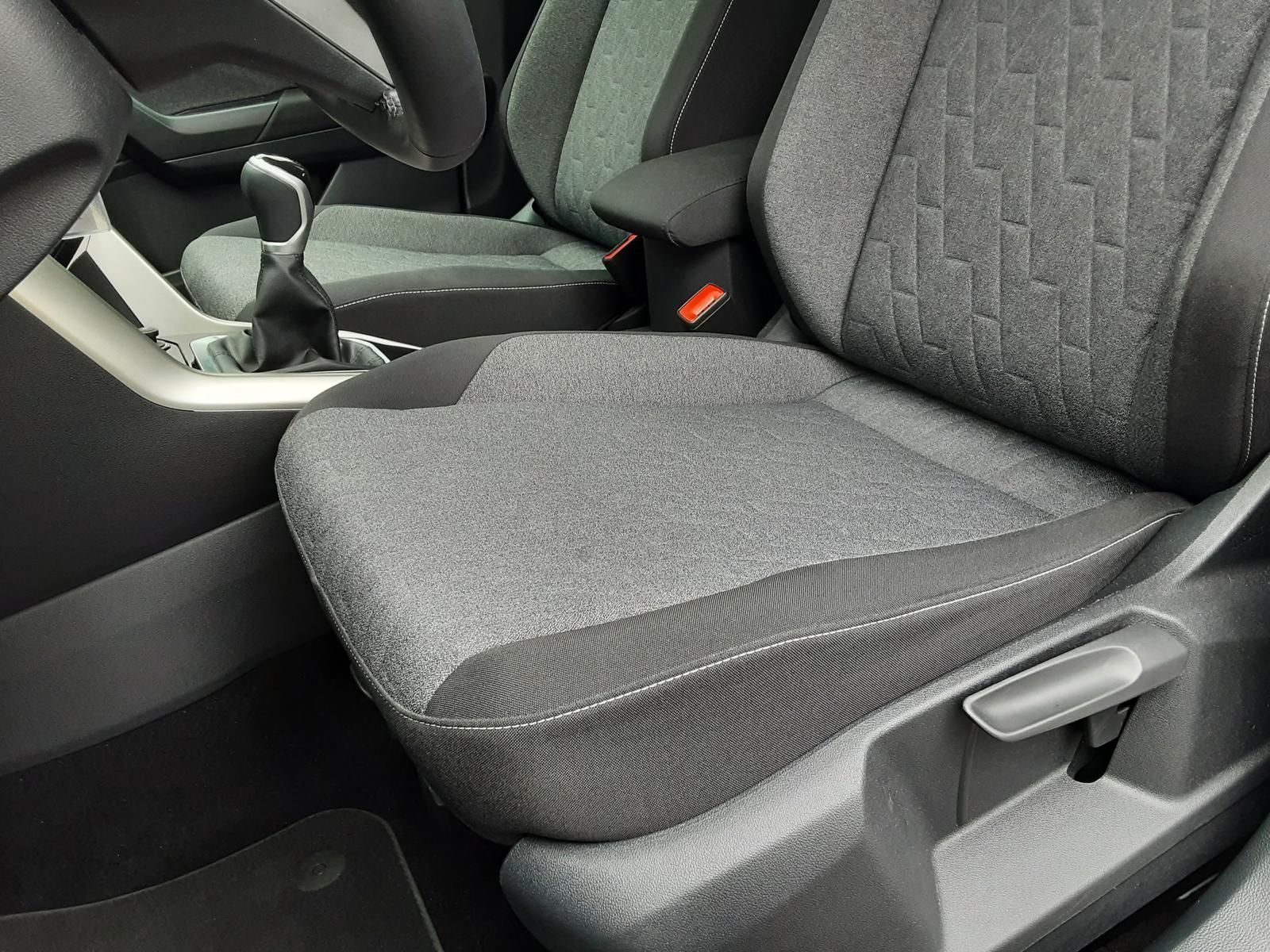 Volkswagen T-Roc Move 1.0 TSI - Samsaru's Car Outlet