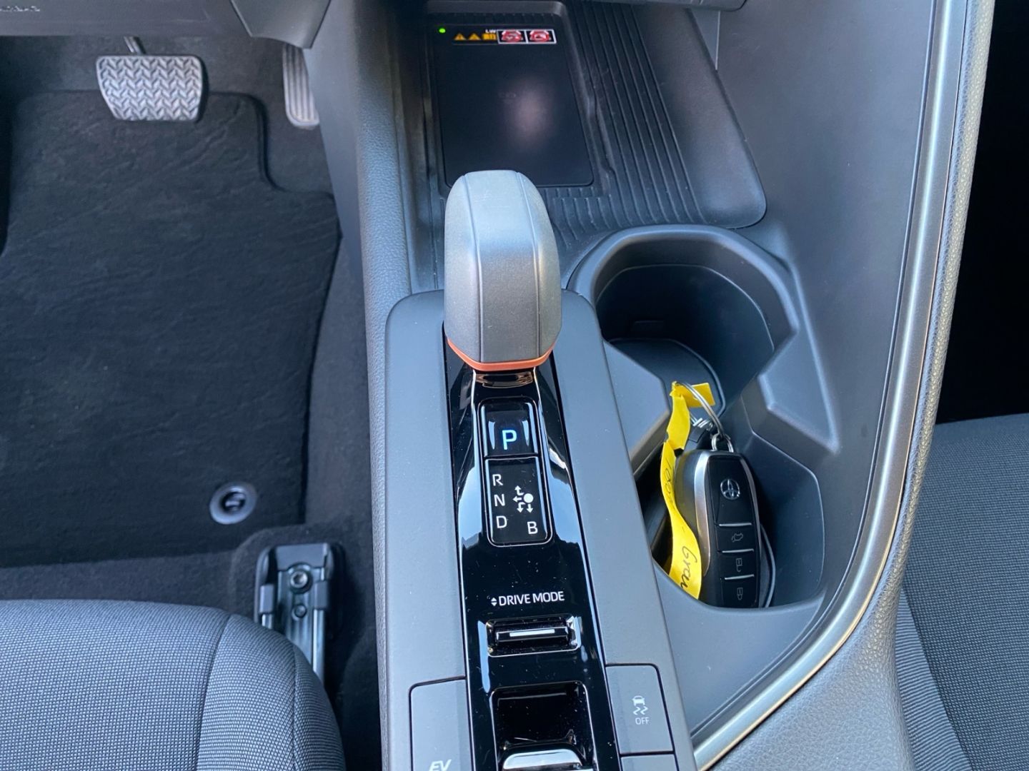 Toyota C-HR 1.8 Hybrid Team D *LED*el Heck*ACC*CAM*SHZ*