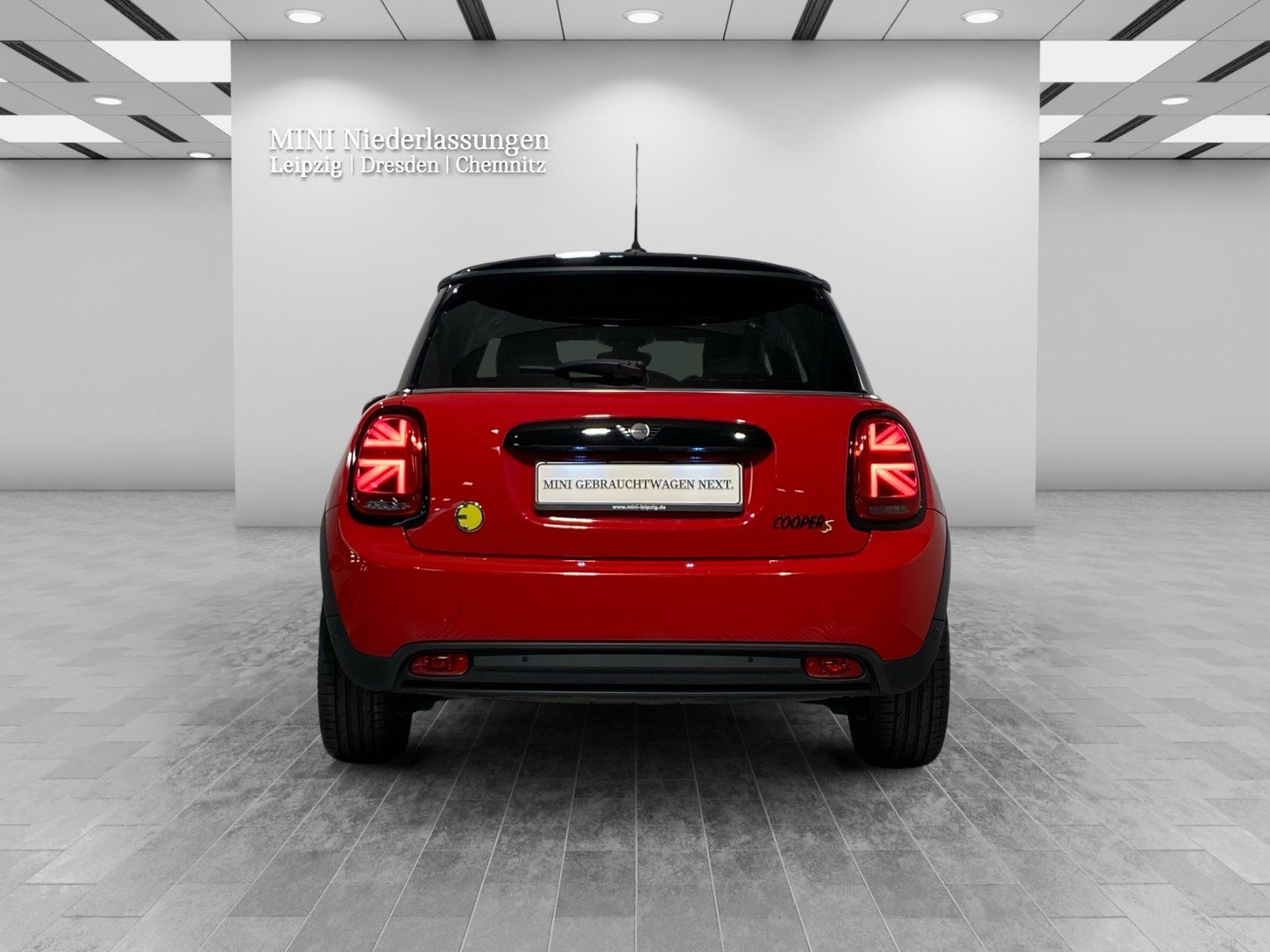 MINI Cooper SE - Samsaru's Car Outlet