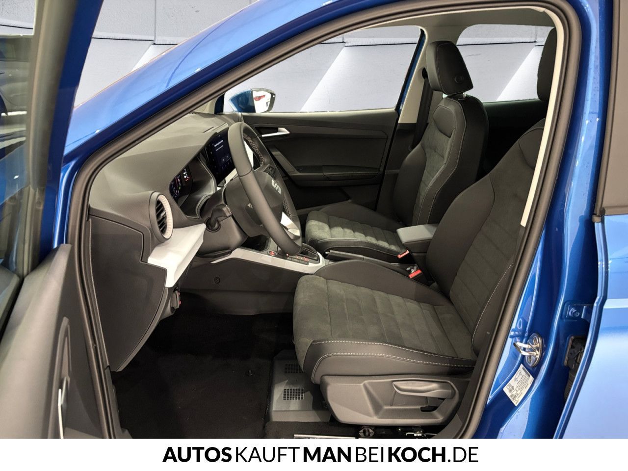 Seat Arona 1.0 TSI DSG Road Ed SOUND NAVI PDC V+H AHK