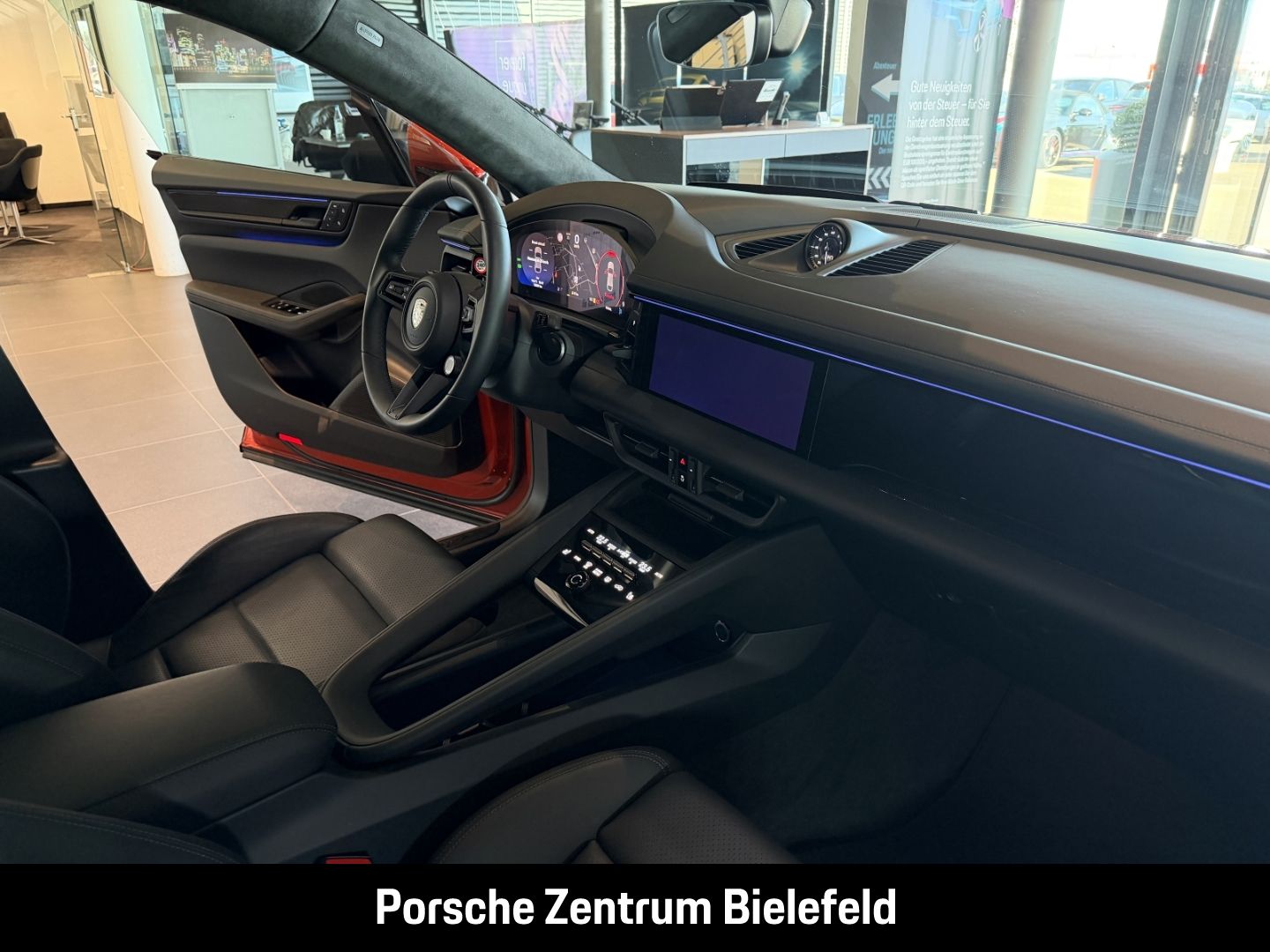 Porsche Macan Turbo HA-Lenkung InnoDrive Surround-View