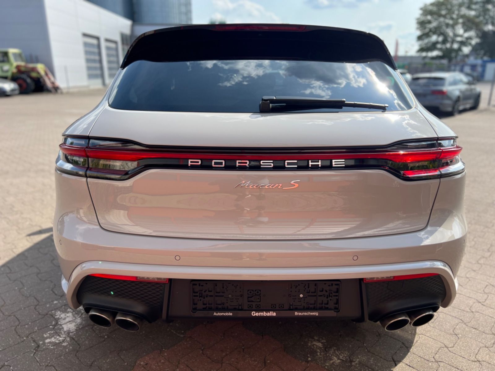 Porsche MACAN S SPORT DESIGN, RHD RECHTSLENKER