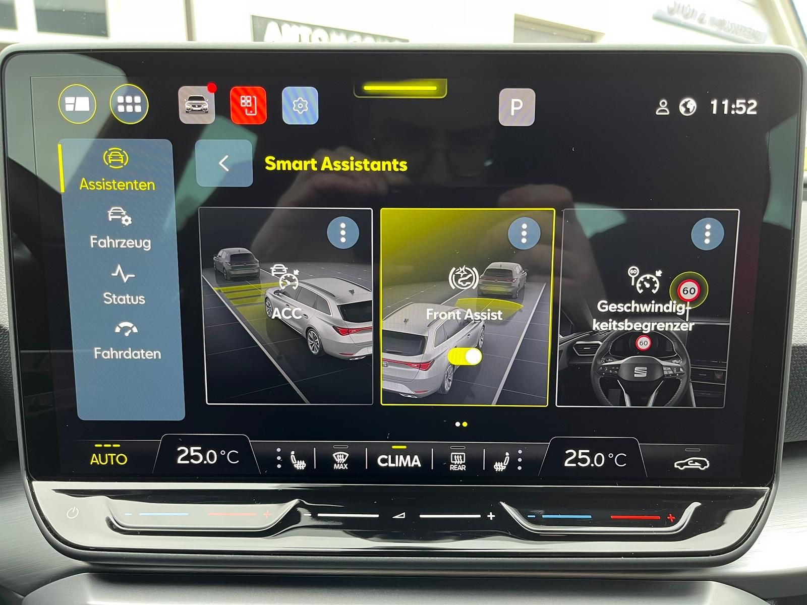 Seat Leon SP 2.0 TDI DSG NAVI LED AHK ACC KAMERA SHZ