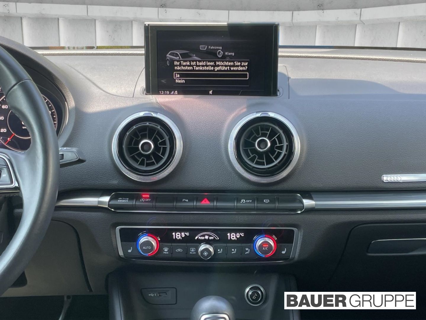 Audi A3 Sportback 35 TFSI S line - Samsaru's Car Outlet