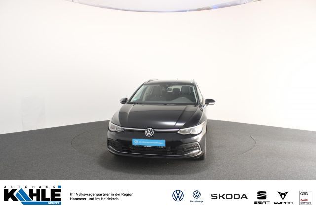 Volkswagen Golf VIII Variant 1.0 eTSI DSG Move - Samsaru's Car Outlet