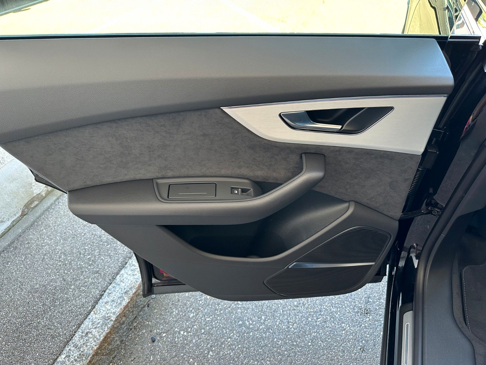 Audi Q8 50 TDI quattro - Samsaru's Car Outlet