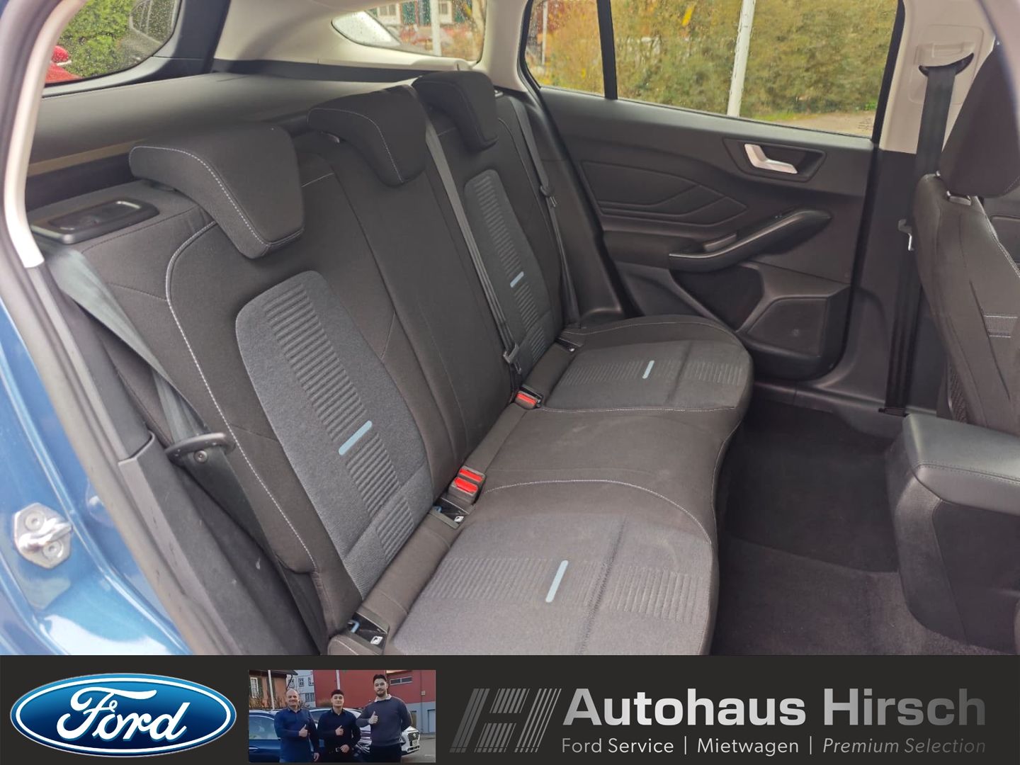 Ford Focus Turnier Active Navi LED ACC Apple CarPlay
