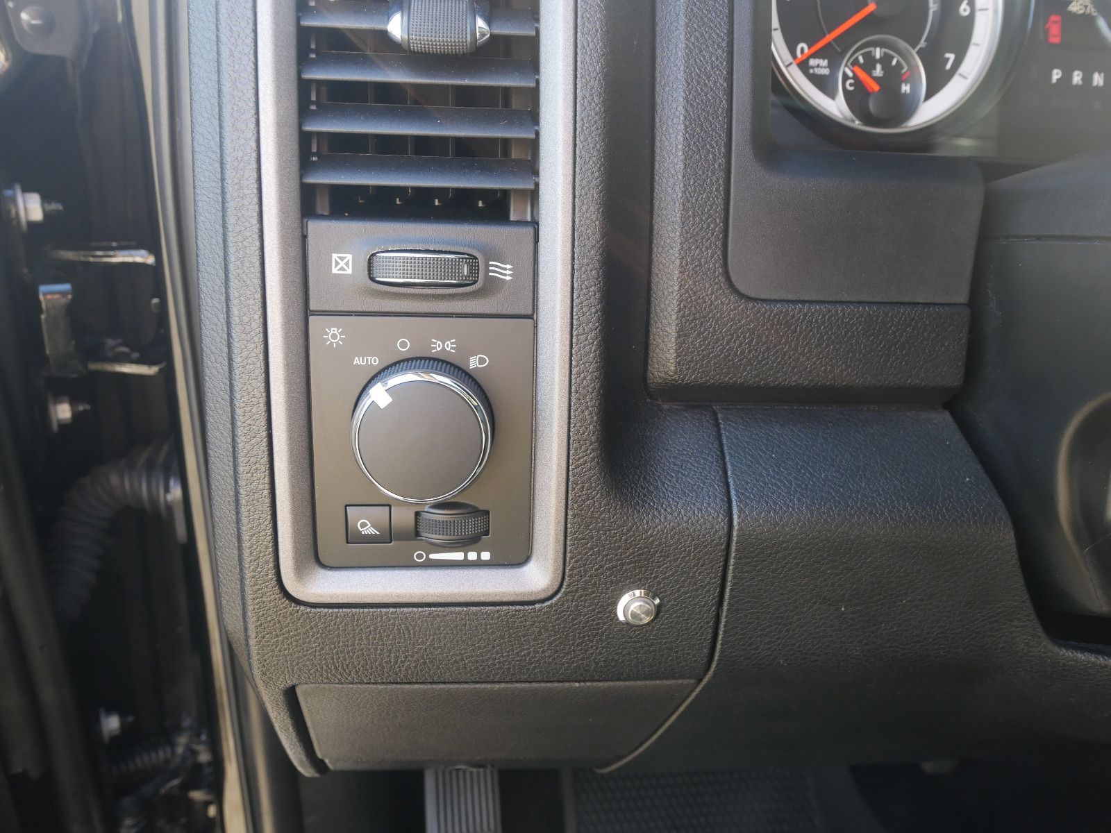 Dodge RAM 1500 Classic