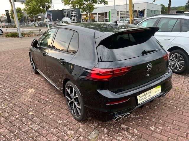 Volkswagen Golf VIII Lim. R 4Motion - Samsaru's Car Outlet