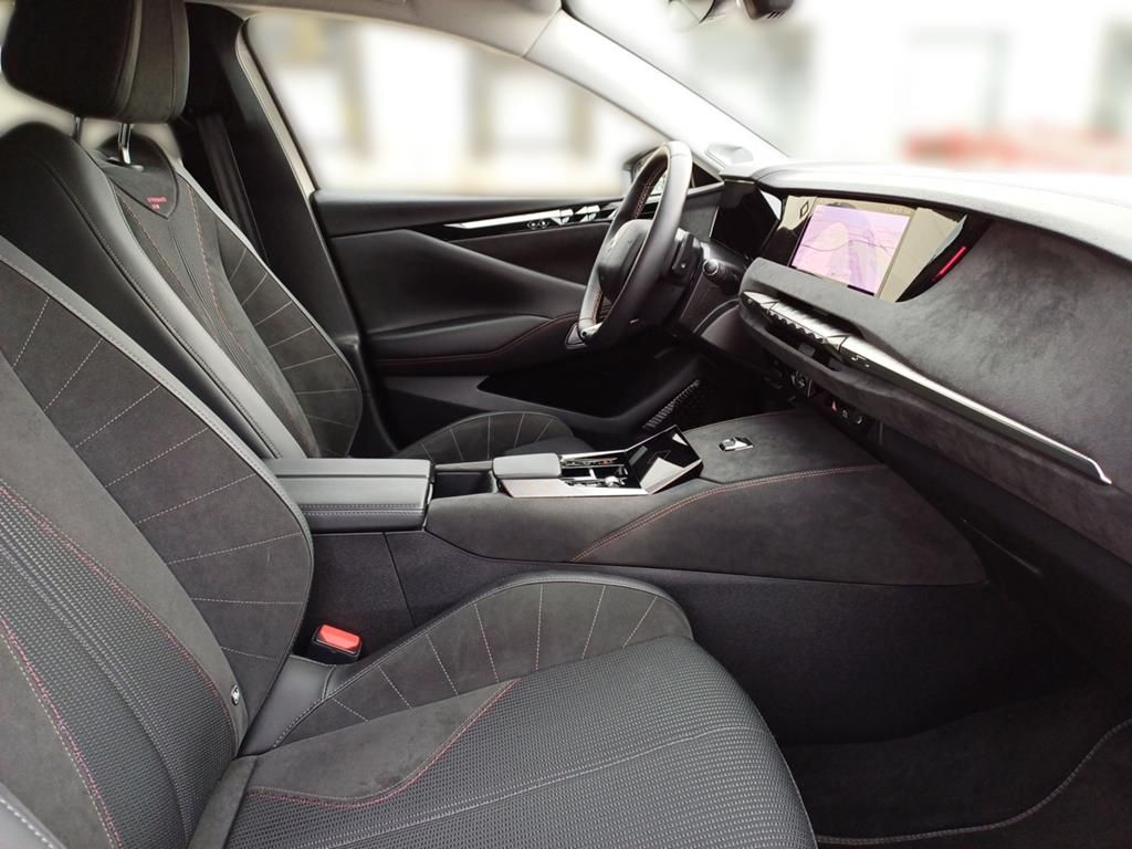 DS Automobiles DS4 Performance Line +
