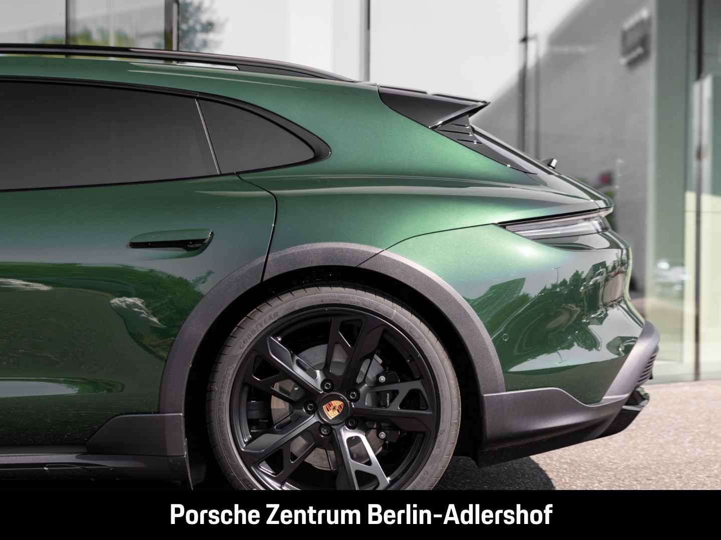 Porsche Taycan 4S Cross Turismo Offroad Paket Soft-Close