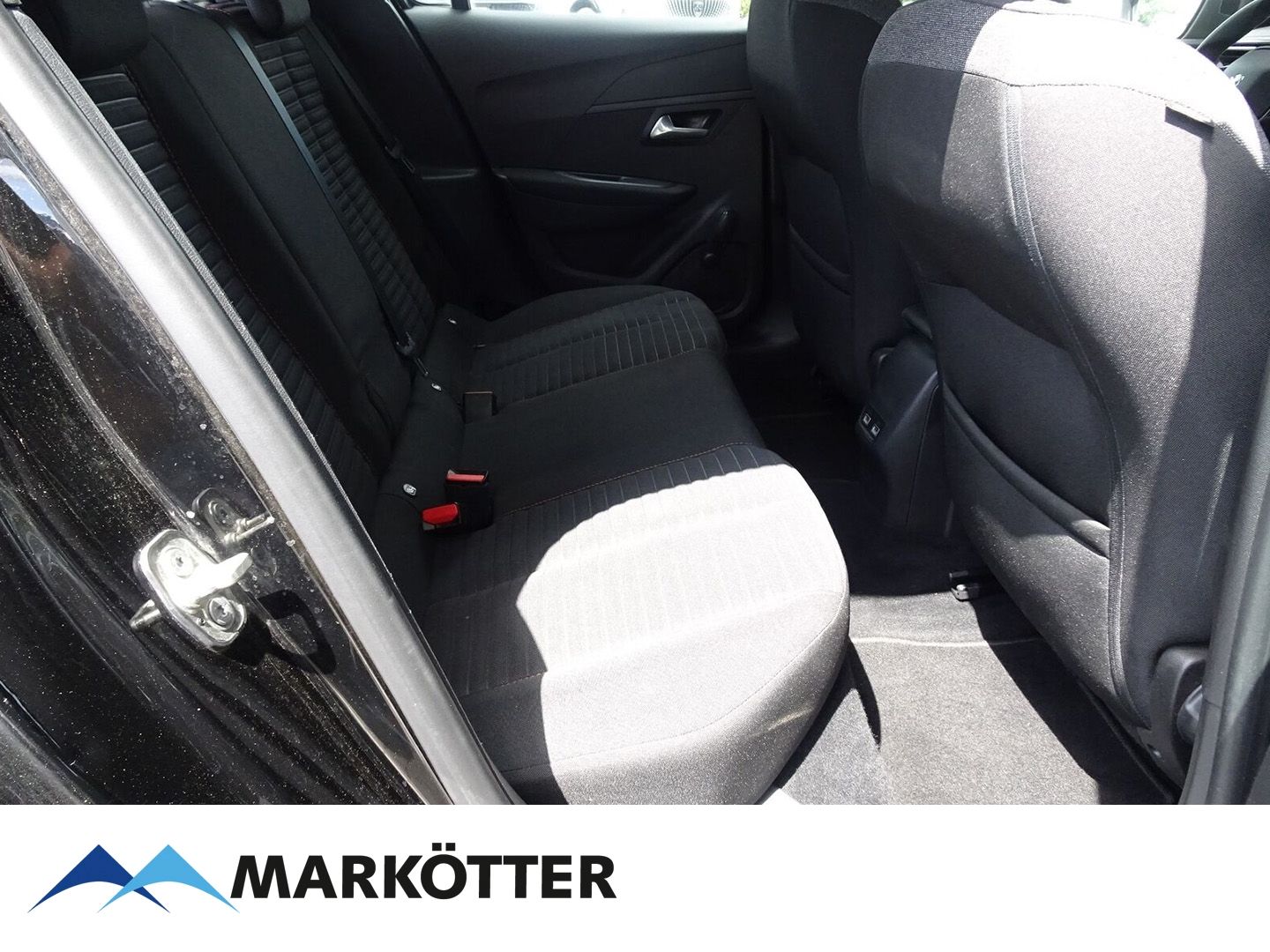 Peugeot e-208 Active - Samsaru's Car Outlet