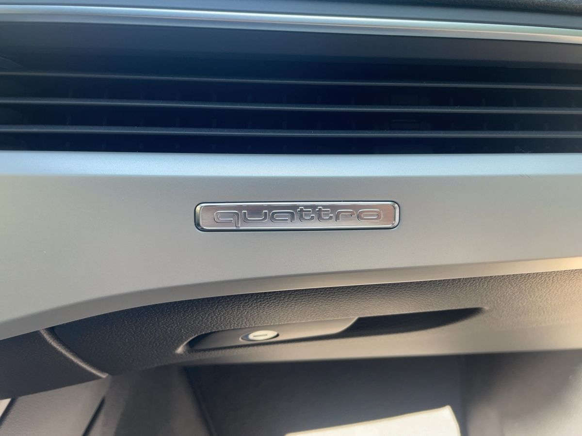 Audi A4 Avant 40 TFSI QU S-TR ADVAN - Samsaru's Car Outlet